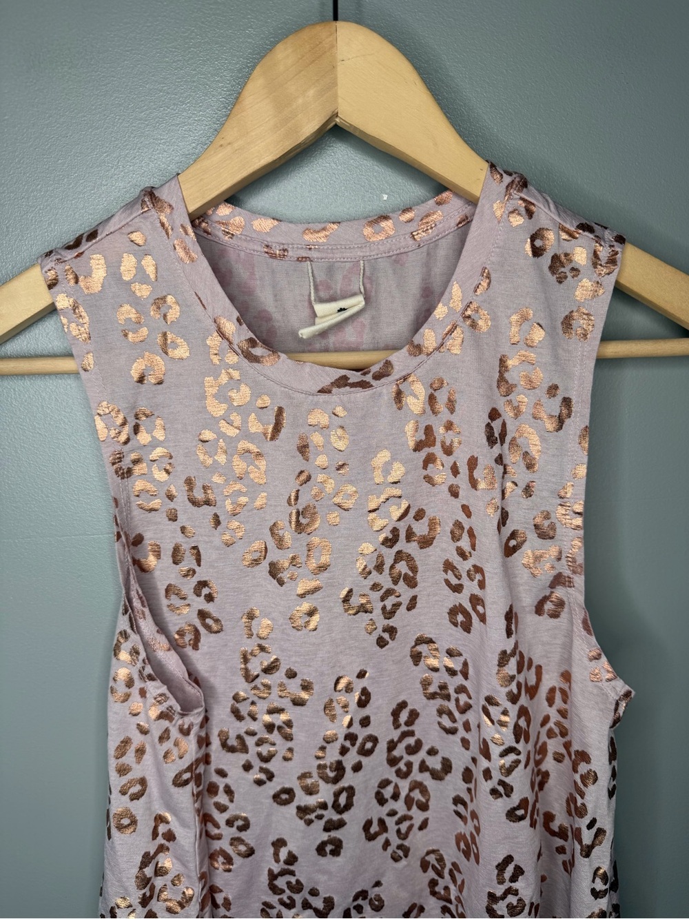 Spiritual Gangsta Active Crop Tank Metallic Rose Gold Leopard - Picture 4 of 9